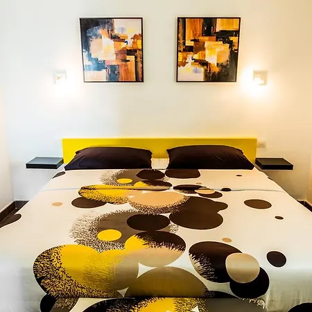 Vivienda Vacacional Orange Apartment Costa Teguise