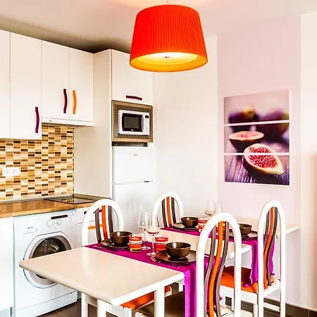 Vivienda Vacacional Orange アパート